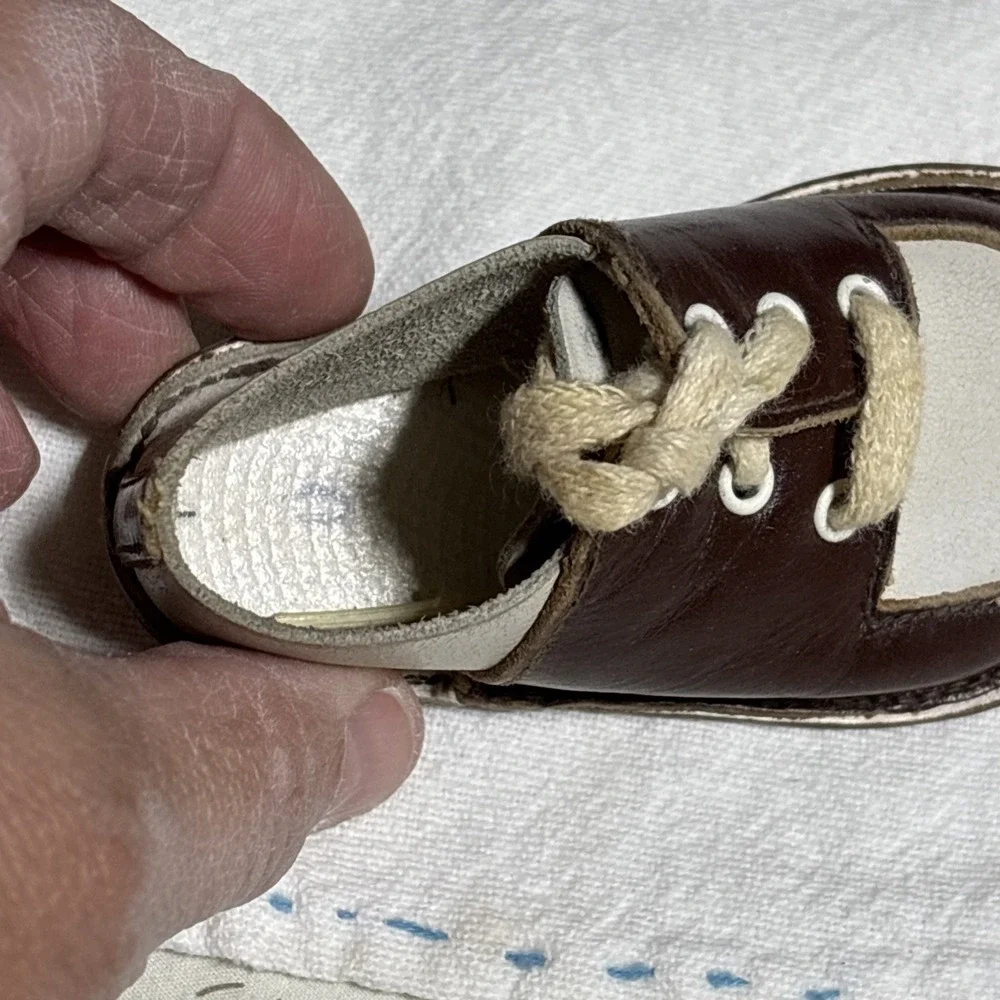 Vintage All Leather Baby Shoes Size 0 Brown White Saddle‎ Shoes